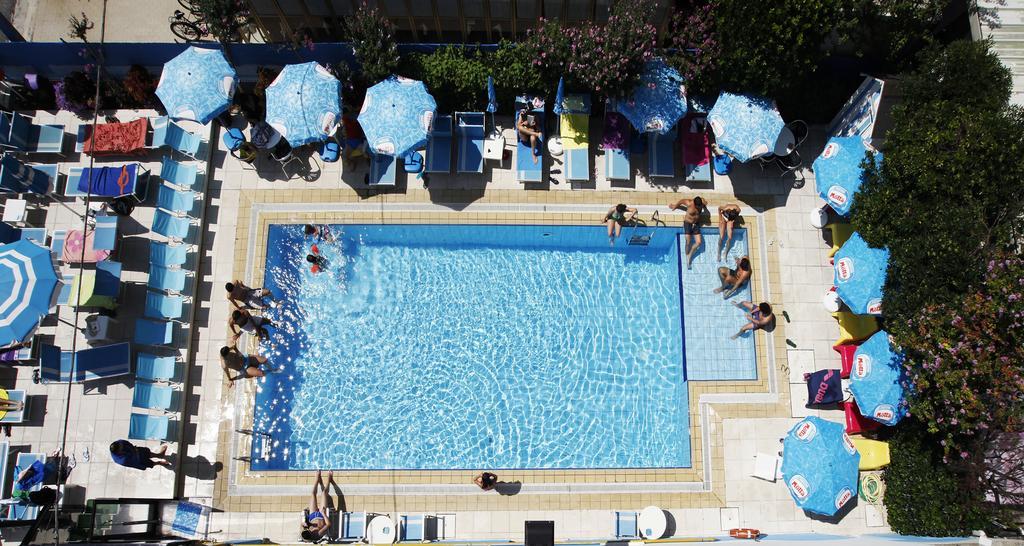 Hotel Adelphi Ριτσιόνε Εξωτερικό φωτογραφία